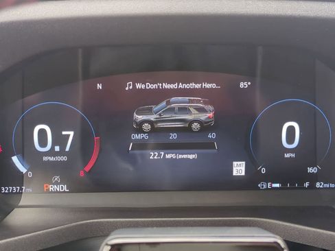 Used 2025 Ford Explorer ST-Line AWD/4WD image 11