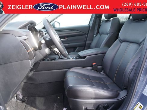 Used 2025 MAZDA CX-50 AWD 2.5 S w/ Premium Plus Pkg image 18