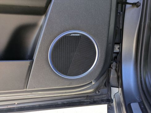 Used 2023 Hyundai Ioniq 5 Limited image 16