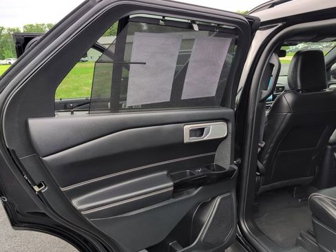 Used 2023 Ford Explorer ST w/ Equipment Group 401A AWD/4WD image 30