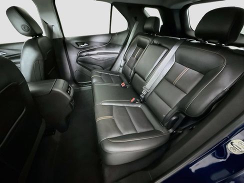Used 2022 Chevrolet Equinox Premier FWD image 23