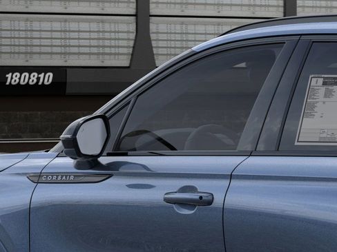 New 2026 Lincoln Corsair Premiere image 20