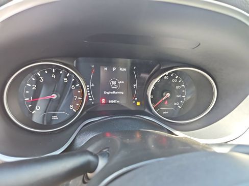 Used 2019 Jeep Compass Latitude FWD image 15