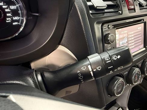 Used 2014 Subaru Forester 2.5i Touring AWD/4WD image 35