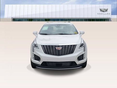 Used 2026 Cadillac XT5 Premium Luxury w/ Driver Assist Package FWD image 3