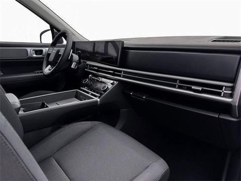 New 2026 Hyundai Santa Fe SE AWD/4WD image 15
