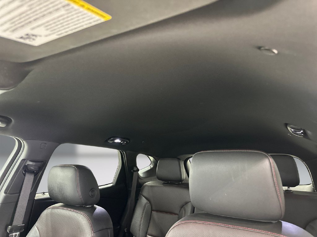 Used 2022 Chevrolet Blazer RS FWD image 17