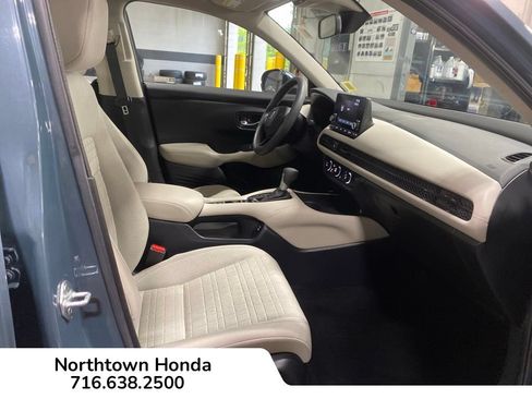 Certified 2024 Honda HR-V LX image 12