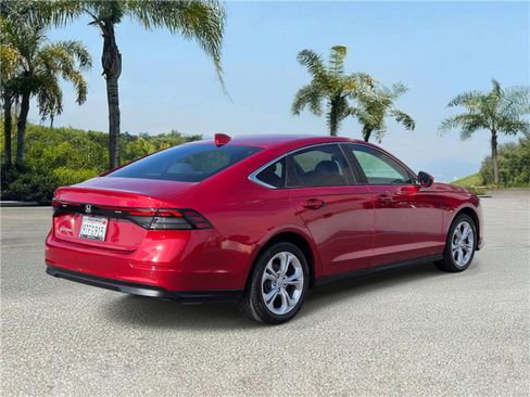 Used 2024 Honda Accord LX image 4