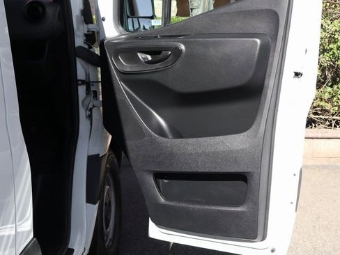 Used 2021 Mercedes-Benz Sprinter 1500 image 33