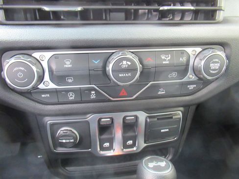 New 2026 Jeep Wrangler Sport image 34