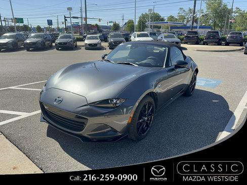 Used 2021 MAZDA MX-5 Miata Club RWD image 1