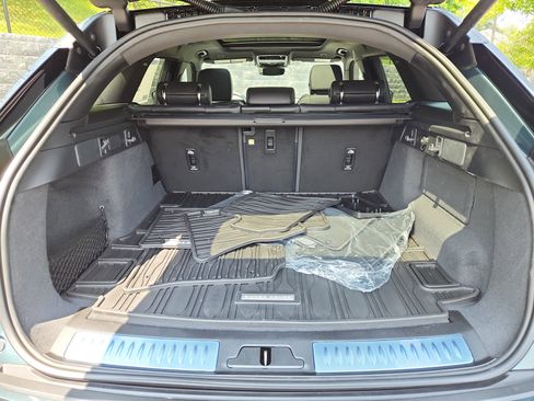 New 2026 Land Rover Range Rover Velar S image 13