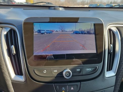 Certified 2025 Chevrolet Malibu LT image 17