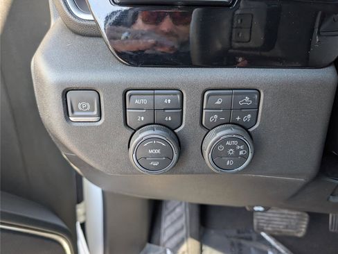 Used 2023 Chevrolet Silverado 1500 RST w/ Convenience Package II image 21