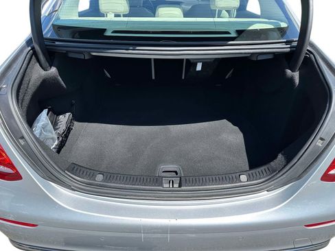 Used 2020 Mercedes-Benz E 350 4MATIC Sedan image 16