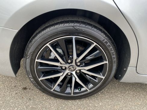 Used 2024 Toyota Camry SE image 17