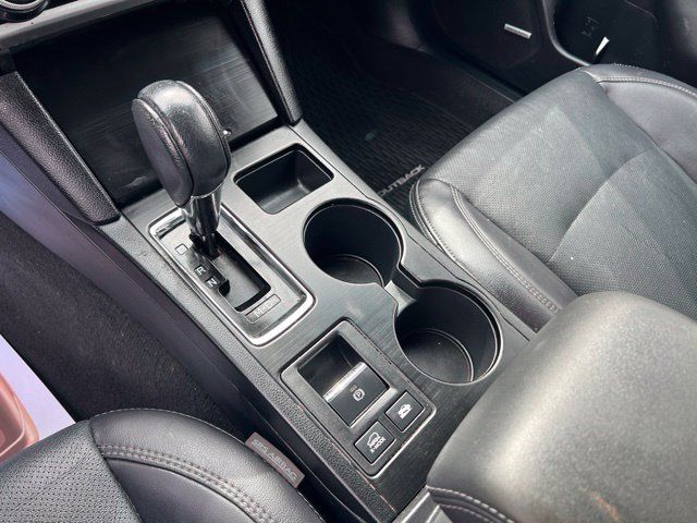 Used 2018 Subaru Outback 2.5i Limited AWD/4WD image 15