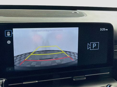 Used 2025 Hyundai Kona SEL AWD/4WD image 23