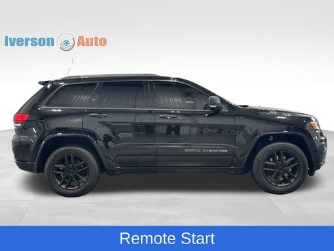 Used 2020 Jeep Grand Cherokee Overland AWD/4WD image 10