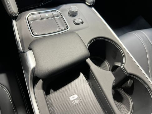 Used 2025 Acura TLX w/ Technology Package FWD image 16