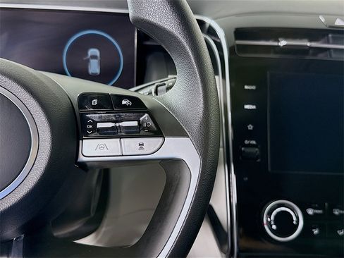 Certified 2024 Hyundai Tucson SE image 22