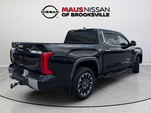 Used 2025 Toyota Tundra Limited AWD/4WD image 8