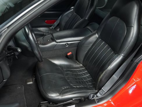 Used 1997 Chevrolet Corvette Coupe w/ Memory Pkg image 38