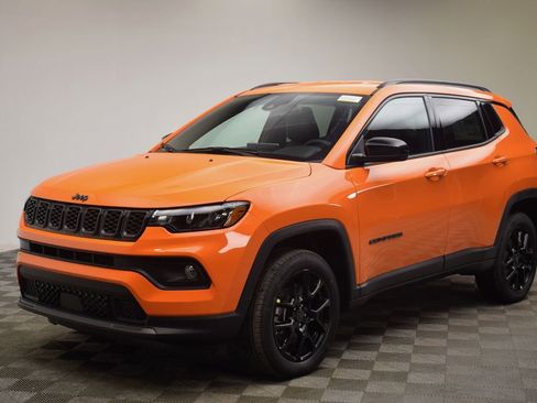 New 2026 Jeep Compass Latitude image 12