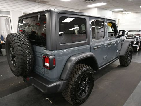 Used 2026 Jeep Wrangler Unlimited Sport AWD/4WD image 8