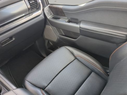 New 2026 Ford F250 Lariat w/ Black Appearance Package image 48