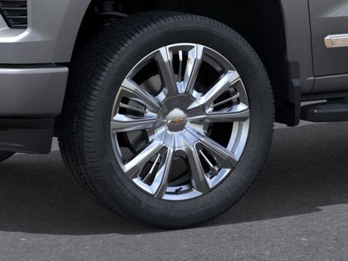New 2026 Chevrolet Silverado 1500 High Country w/ Technology Package image 9