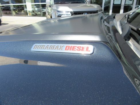 Used 2019 Chevrolet Colorado ZR2 AWD/4WD image 3