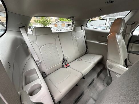 Used 2015 Buick Enclave Leather FWD image 24