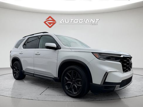 Used 2024 Honda Pilot Elite image 10
