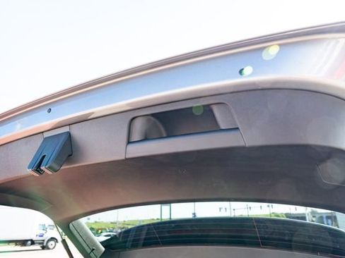 New 2026 Volkswagen Taos SE FWD image 37