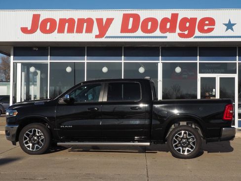 New 2025 RAM 1500 Laramie image 3