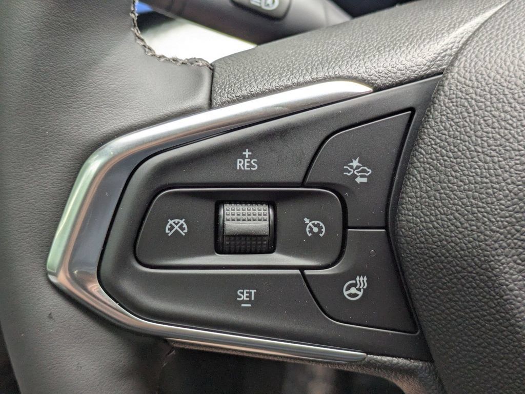 New 2026 Chevrolet Trax LT w/ Driver Confidence Package FWD image 12