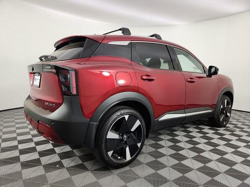 New 2026 Nissan Kicks SR w/ Cold Weather Package AWD/4WD image 5