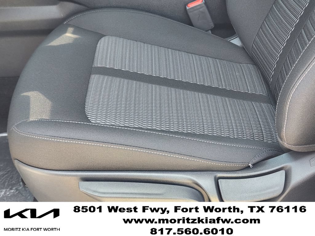 New 2026 Kia Sorento LX FWD image 17