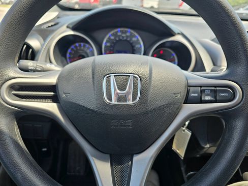 Used 2011 Honda Fit image 9