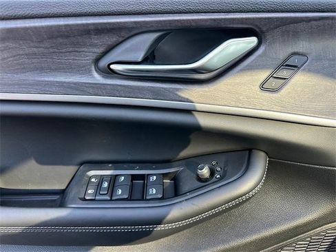 New 2025 Jeep Grand Cherokee Limited image 13