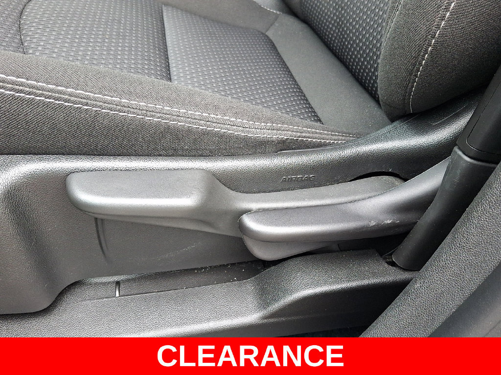 Used 2024 GMC Terrain SLE AWD/4WD image 25