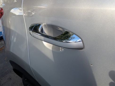 Used 2018 Kia Sportage EX w/ EX Technology Package image 6