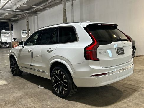 New 2026 Volvo XC90 T8 Ultra AWD/4WD image 4