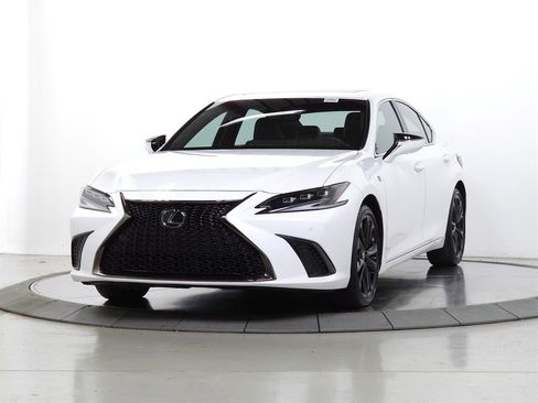 Certified 2024 Lexus ES 300h F Sport image 3