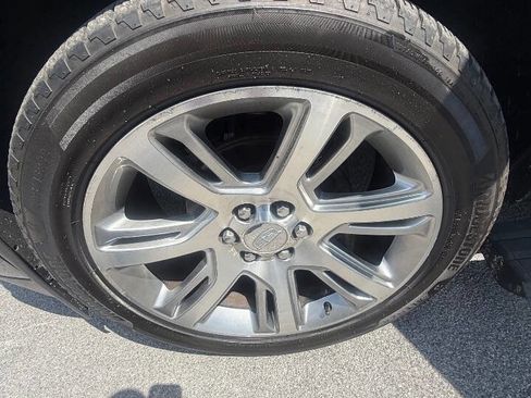 Used 2015 Cadillac Escalade ESV Premium AWD/4WD image 15