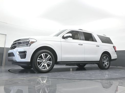 Used 2024 Ford Expedition Max Limited RWD image 20