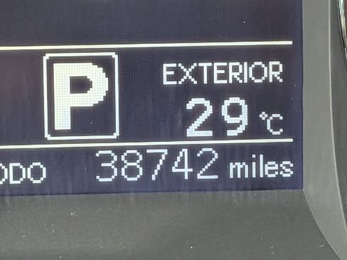 Used 2017 Toyota Sienna LE FWD image 26