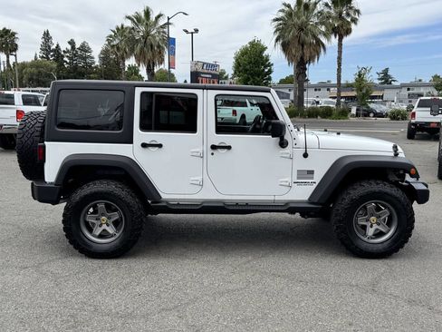 Used 2013 Jeep Wrangler Unlimited Sport AWD/4WD image 8